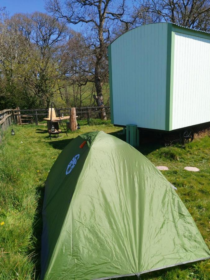 The Old Mill Shepherds Hut Okehampton Exterior foto